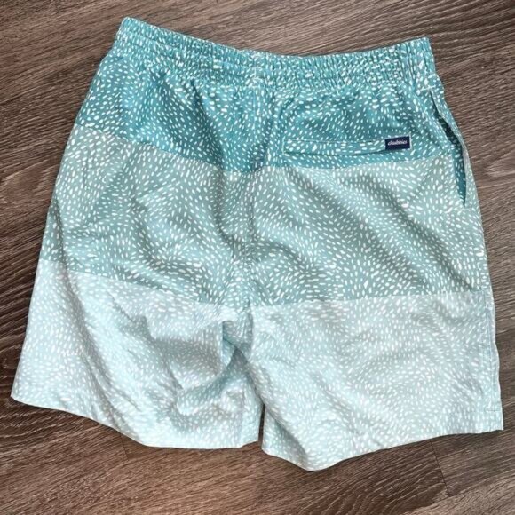 NWT Chubbies The Whale Sharks Classic Swim Trunks 7” Blue Size Medium - Picture 6 of 7